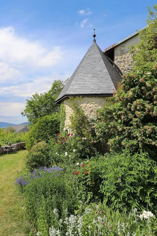 Bed & Breakfast Chateau De Sothonod
