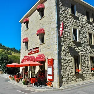Hotel Au Parfum Des Bois, Saint-Cirgues-en-Montagne